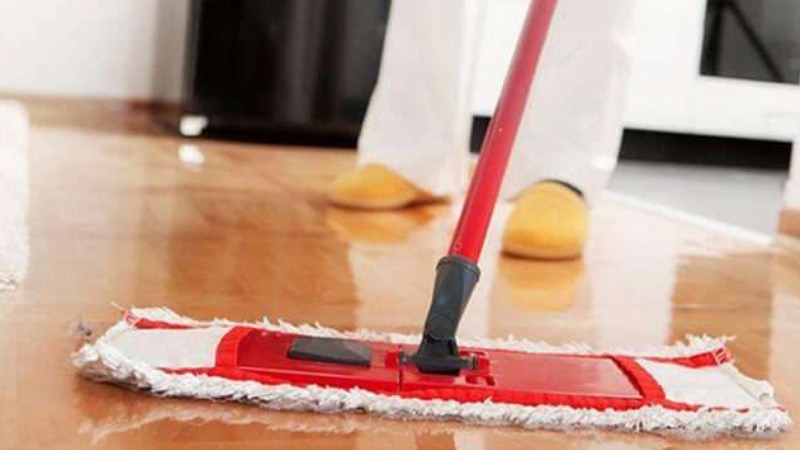 Правила по уходу и чистке линолеума в домашних условиях