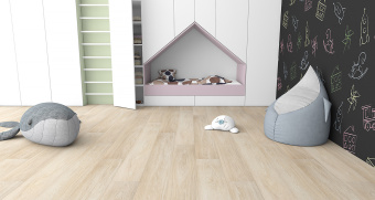 BLA002 Дуб горный светлый