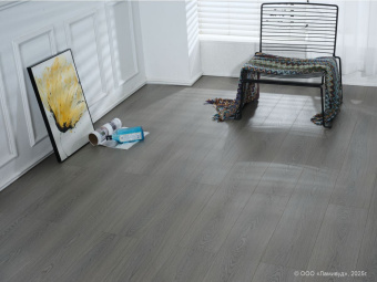 1212 Дуб Серый